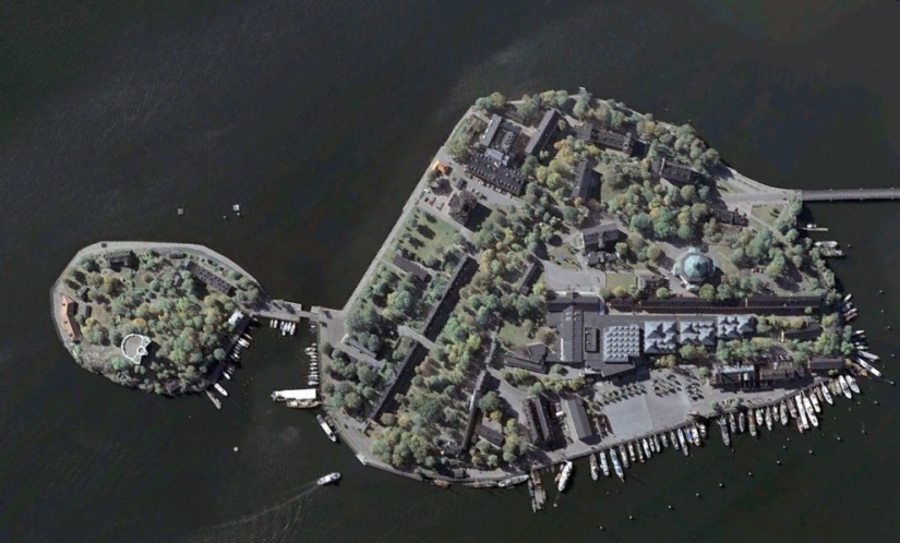 Objetos interesantes "Google Earth" Objetos interesantes "Google Earth"