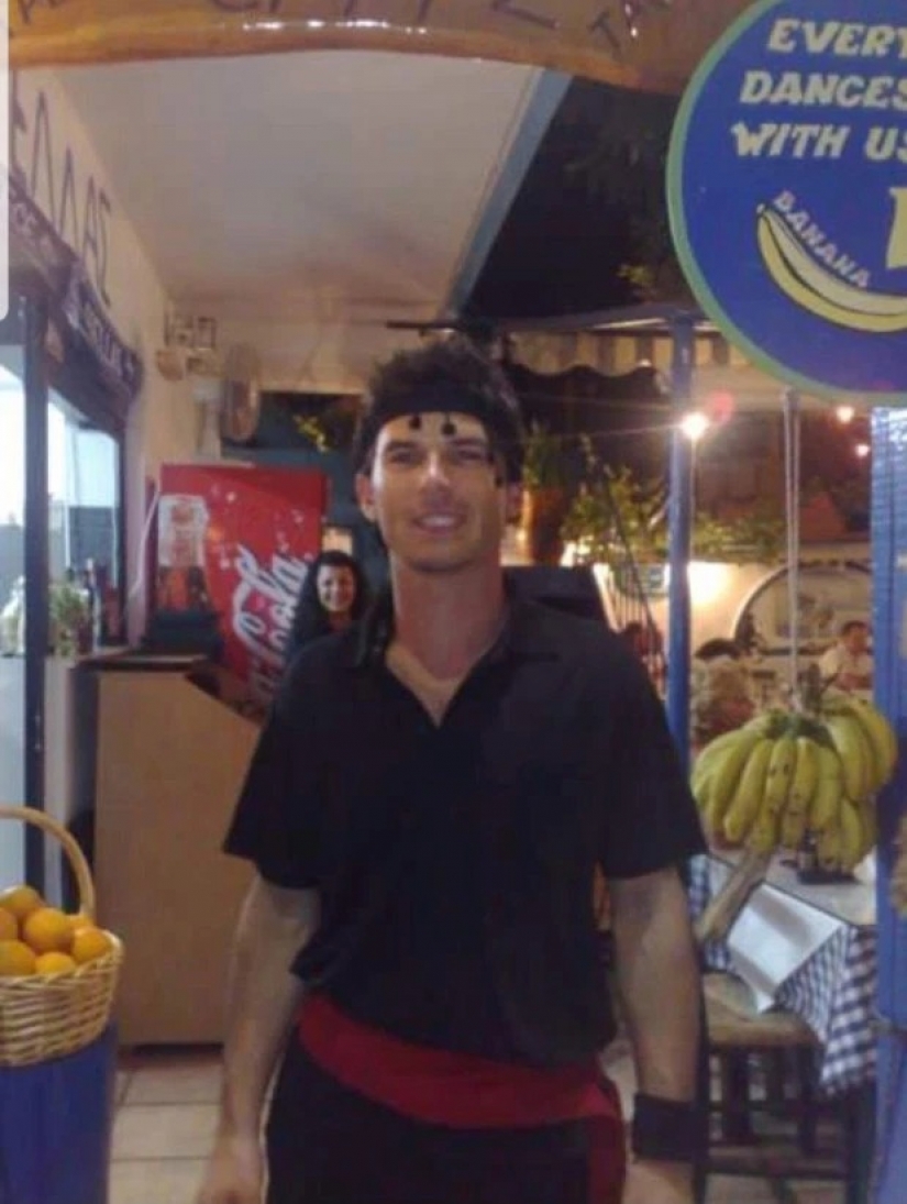 On repeat: the British married the waiter-Greek, which was dancing at his first wedding