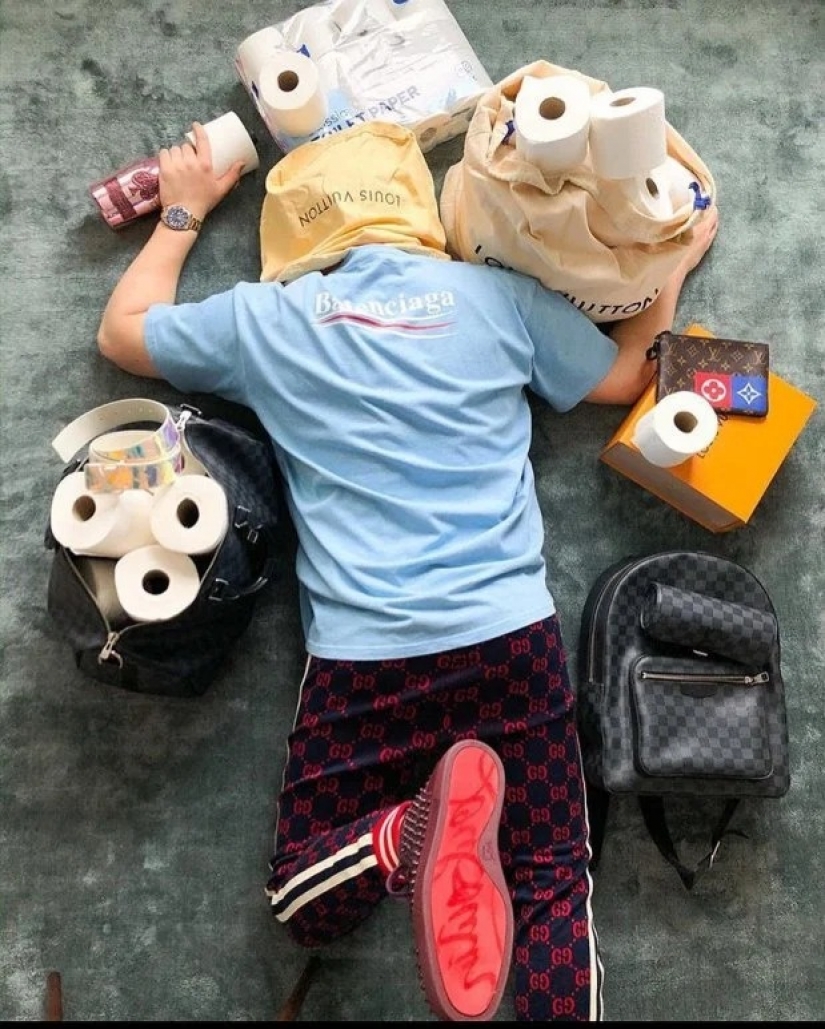 On the style: the rich kids in designer masks boast in self-isolation in luxurious villas