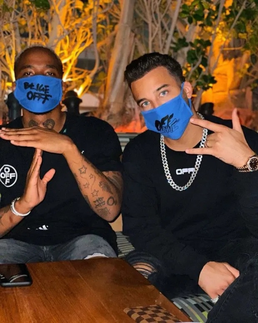 On the style: the rich kids in designer masks boast in self-isolation in luxurious villas