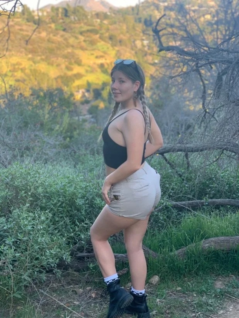 Once more unto the breach: the porn star decided to change career in the sex industry to serve in the U.S. marine corps