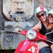 One body for two: living as conjoined twins Abigail and Brittany Hensel