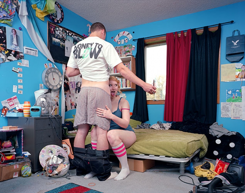 Online sex in photo by Evan Baden Online sex in photo by Evan Baden