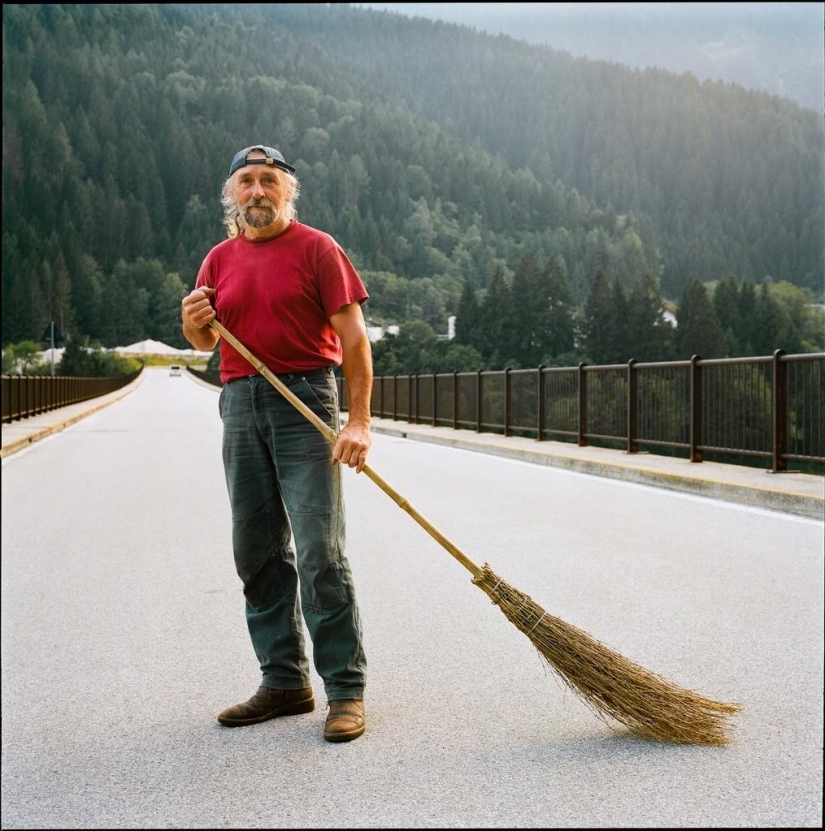 Ordinary Italians through the eyes of Italian