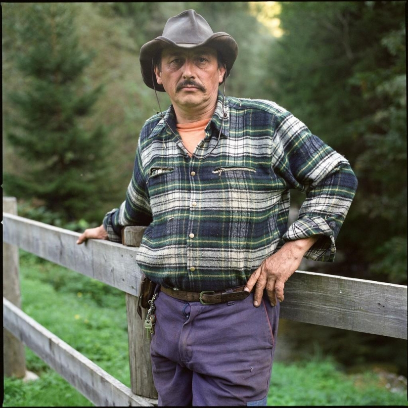 Ordinary Italians through the eyes of Italian