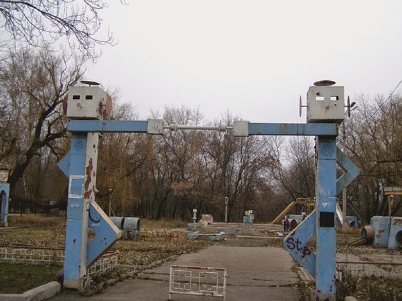Our children are not ruining the Internet, and playgrounds in the yards