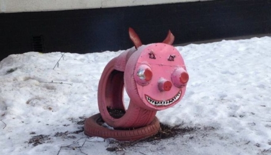 Our children are not ruining the Internet, and playgrounds in the yards Our children are not ruining the Internet, and playgrounds in the yards