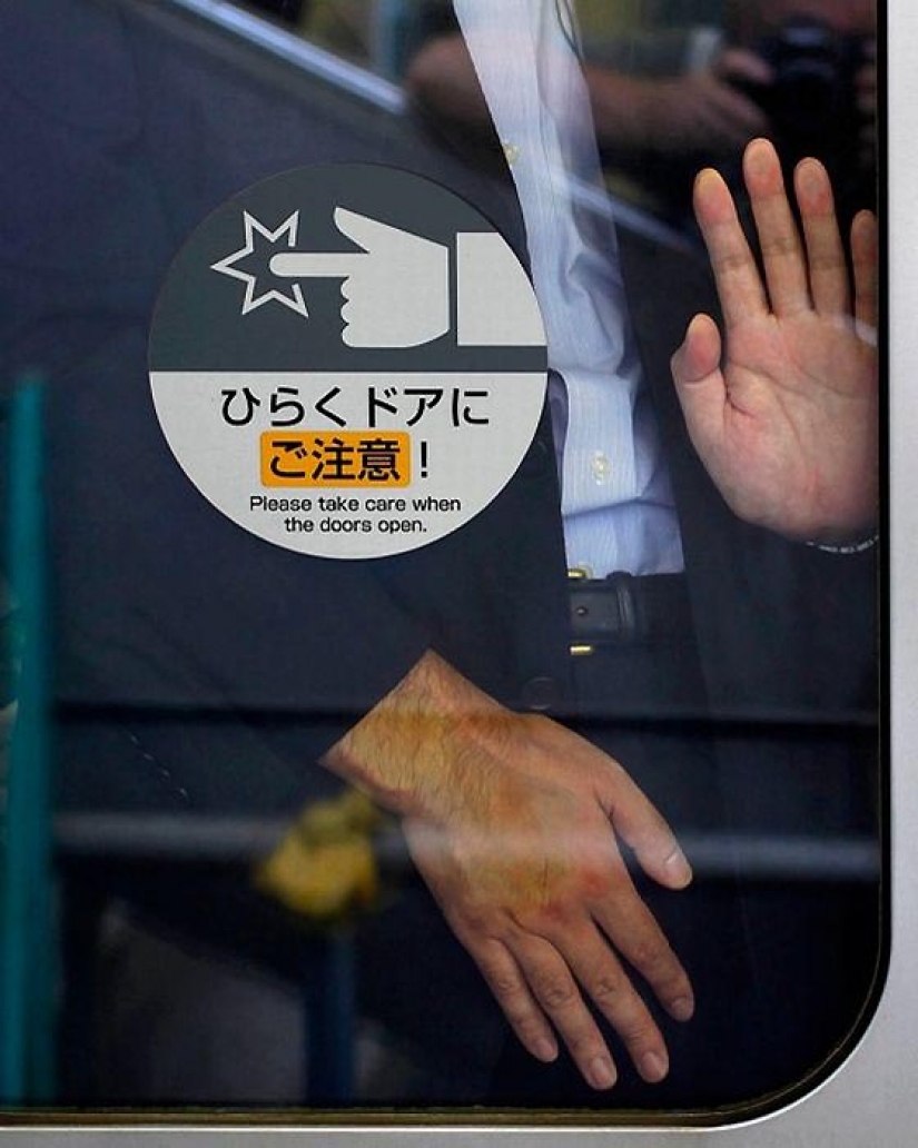 Parece que la costumbre de aplastar en el metro de Tokio