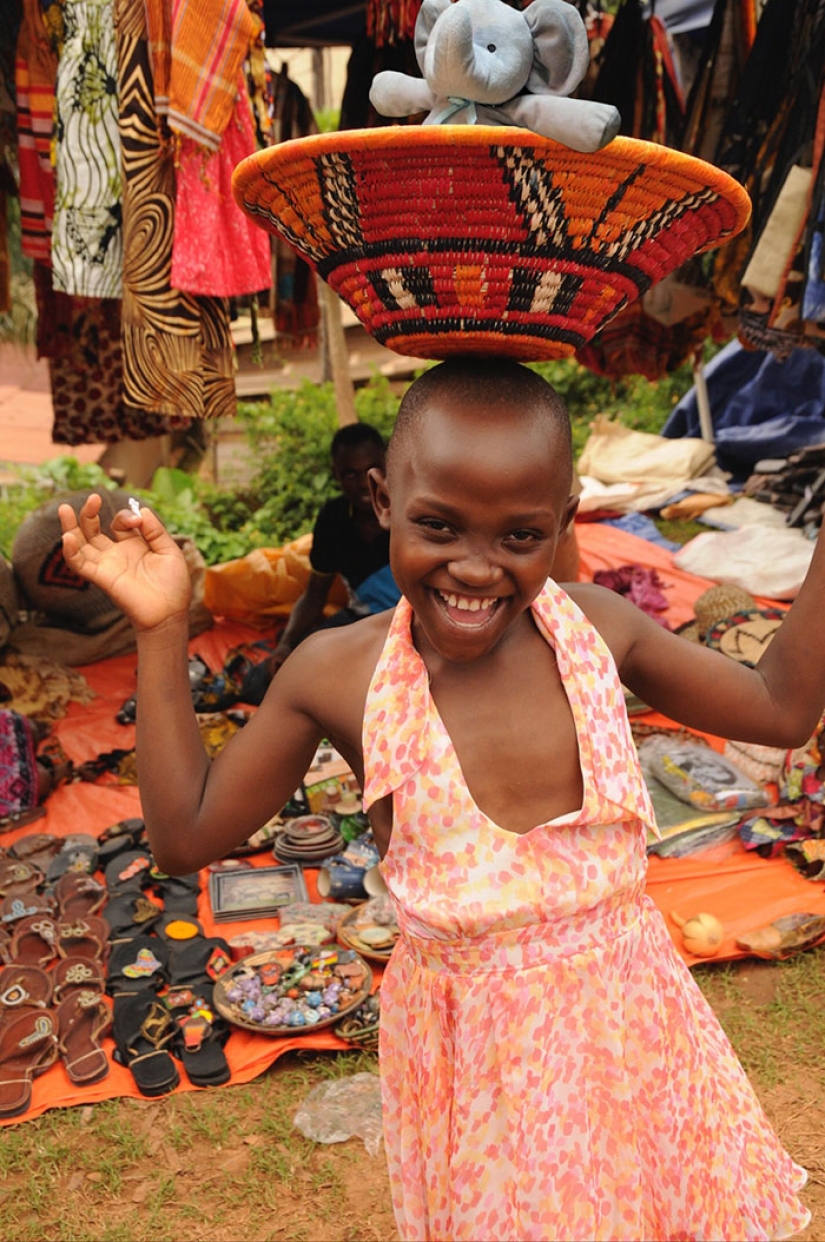 Perdida de Peluche elefante viaja por el mundo Perdida de Peluche elefante viaja por el mundo