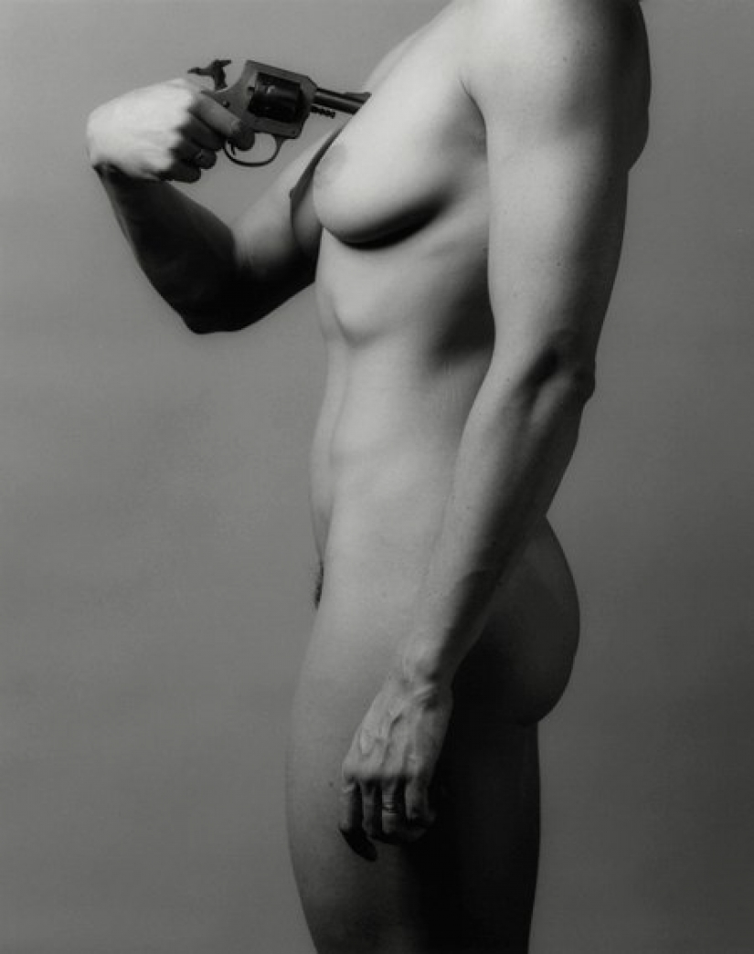 Photographer Robert Mapplethorpe: "I create art with pornography."