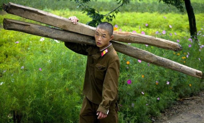Prohibido fotos de Corea del Norte, filmado con una cámara oculta Prohibido fotos de Corea del Norte, filmado con una cámara oculta