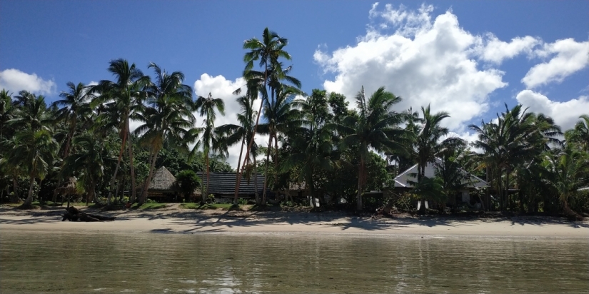 "Qué suerte que estoy atascado!": los Rusos dijeron sobre el aislamiento en Fiji "Qué suerte que estoy atascado!": los Rusos dijeron sobre el aislamiento en Fiji