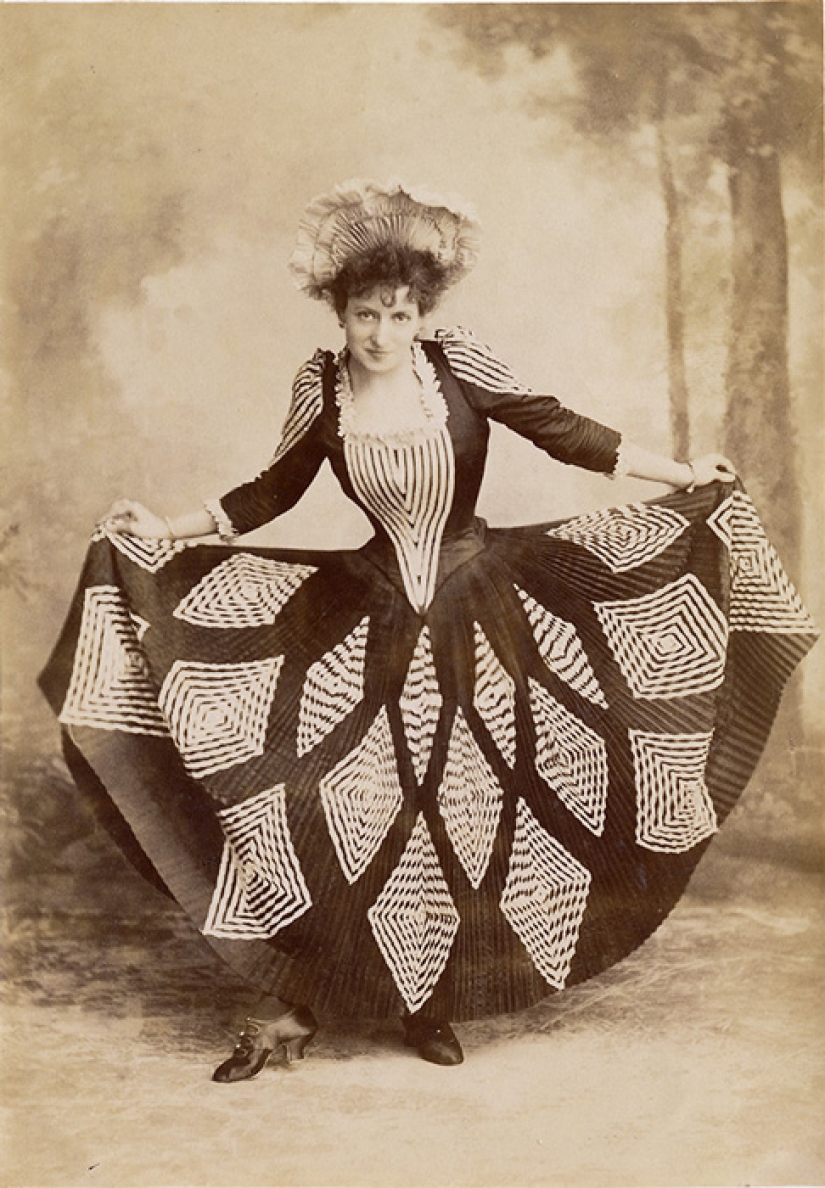 Queen of burlesque: 7 great dancers who have conquered the world