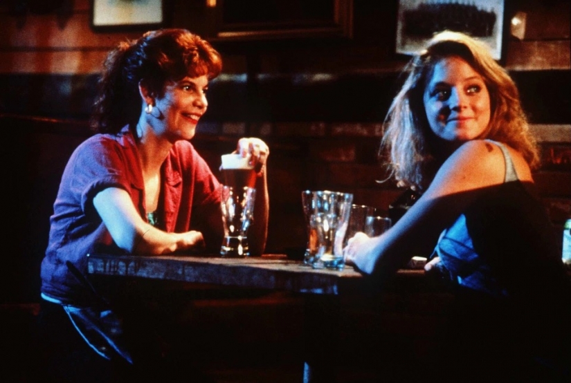 Rape under the toast: a macabre story of Cheryl Araujo, which was played at a local bar, crowded