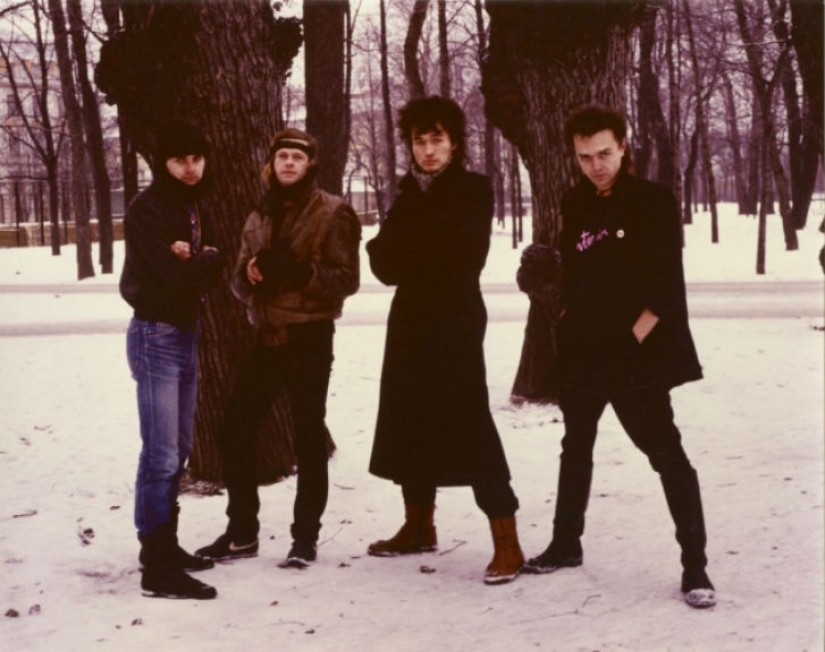Red wave: previously unpublished photos of stars of Soviet rock in his youth Red wave: previously unpublished photos of stars of Soviet rock in his youth