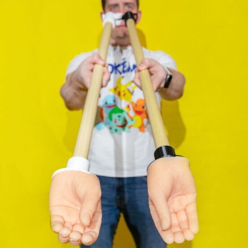 Remote Paginator hands and another 15 useless and original new products from Matty Benedetto Remote Paginator hands and another 15 useless and original new products from Matty Benedetto