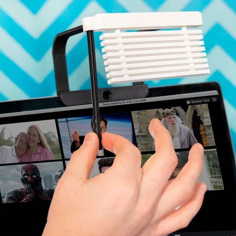 Remote Paginator hands and another 15 useless and original new products from Matty Benedetto Remote Paginator hands and another 15 useless and original new products from Matty Benedetto