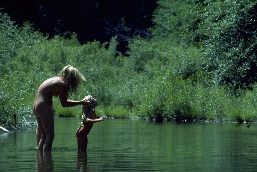 Revolution without pants: how was hanging out hippies of the 60's