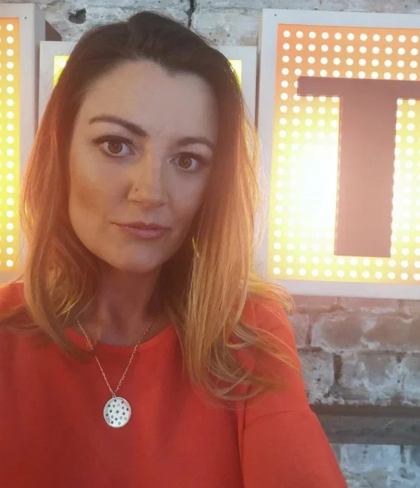 Saldos — sin azúcar: ex-Novios de la izquierda a las chicas con la deuda, sin pelo y con un niño