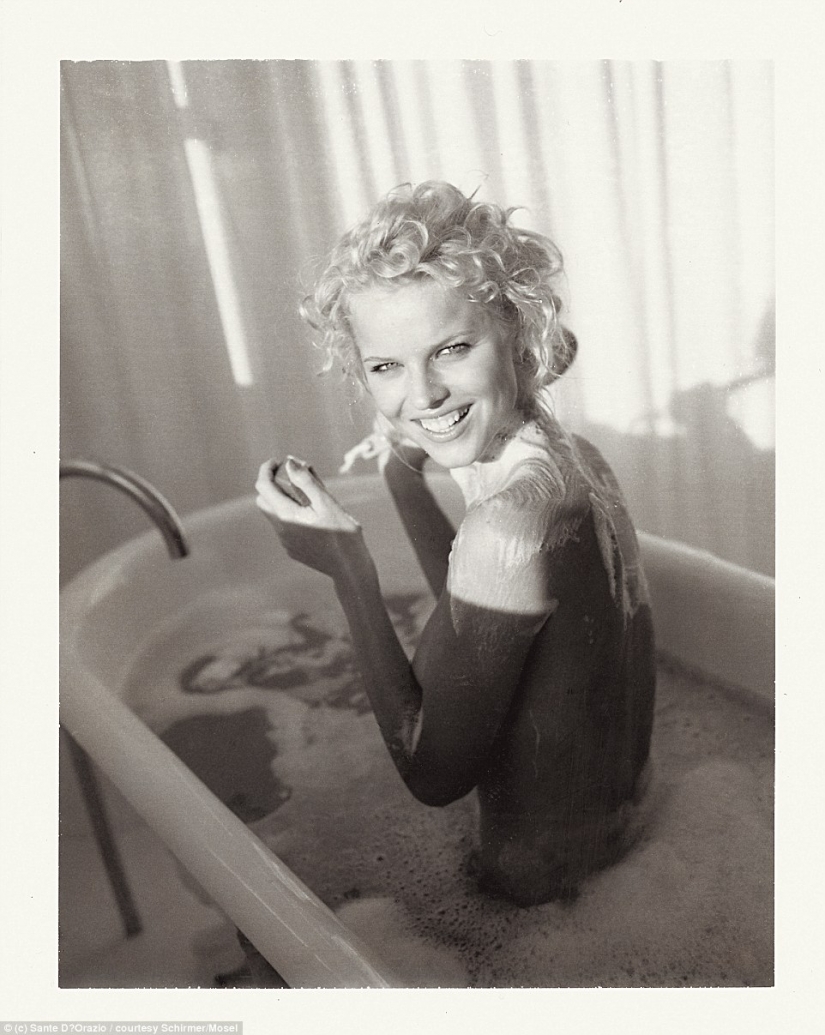 Sante D'orazio ha publicado un libro con fotos íntimas de modelos y Actrices