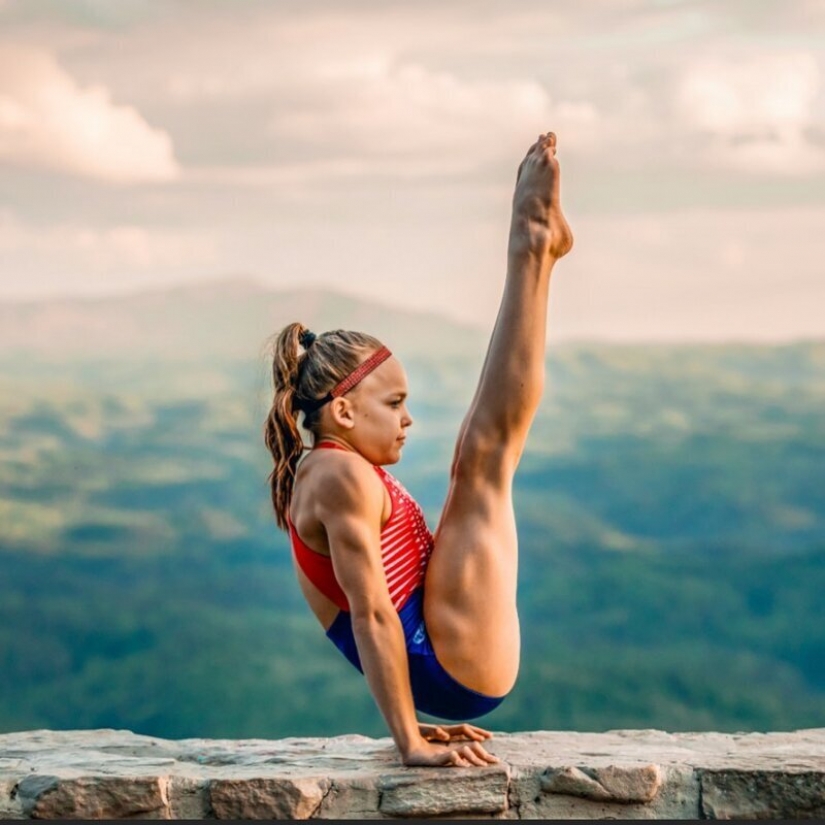 Se parece a 10 años de edad chica que entrena durante 30 horas a la semana