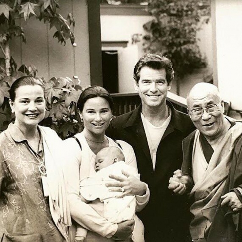 Se veía como en su juventud, la mujer de Pierce Brosnan Se veía como en su juventud, la mujer de Pierce Brosnan