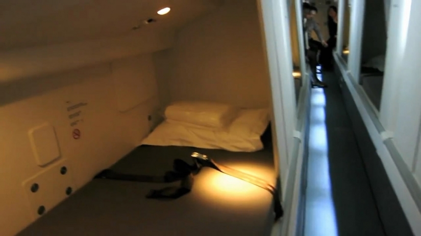 Secreto dormitorio, un bonito asistentes de vuelo en los vuelos de largo Secreto dormitorio, un bonito asistentes de vuelo en los vuelos de largo