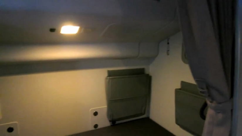 Secreto dormitorio, un bonito asistentes de vuelo en los vuelos de largo Secreto dormitorio, un bonito asistentes de vuelo en los vuelos de largo