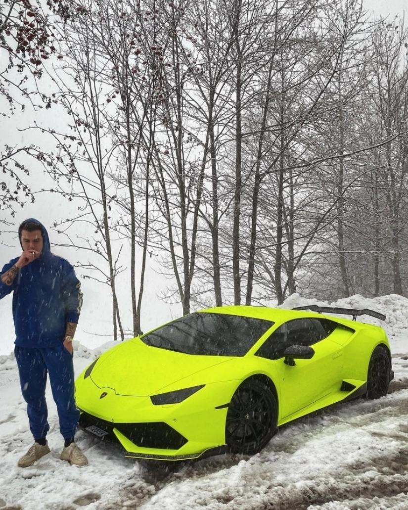 Sleigh bells ring! Como juventud Dorada preparando para el Nuevo año y se jactó de que en los Niños Ricos de Instagram
