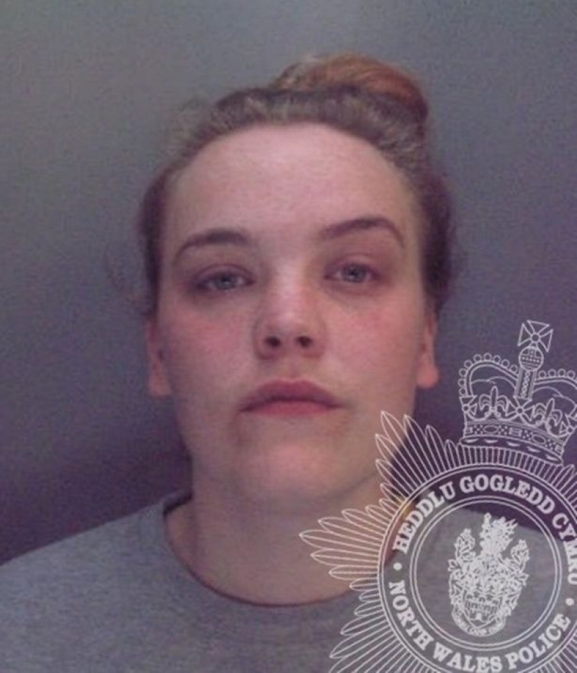 Spit on the police to kissing nurses: what crimes were thrown the British during the quarantine