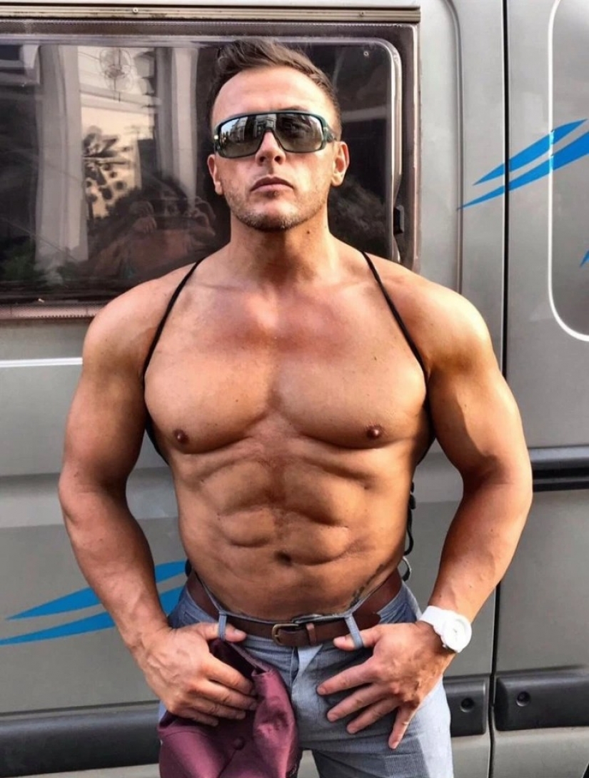 Su mejor regalo de mí! Un hombre pasa todo su aspecto, pero su favorito no se confundan