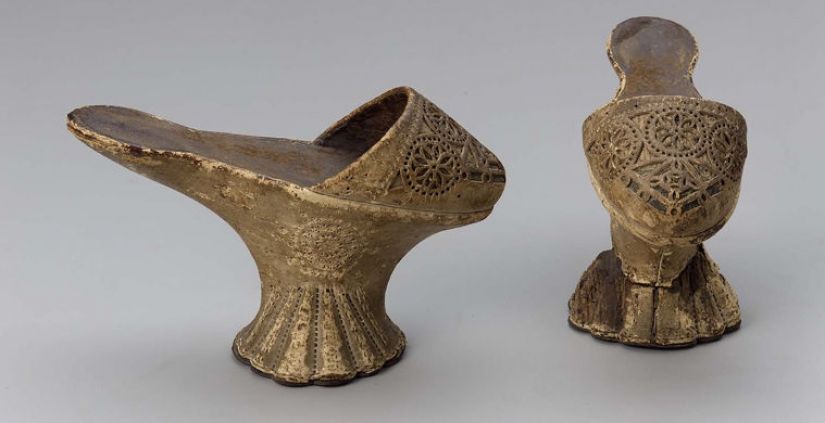 Terriblemente incómodos zapatos de las mujeres medievales