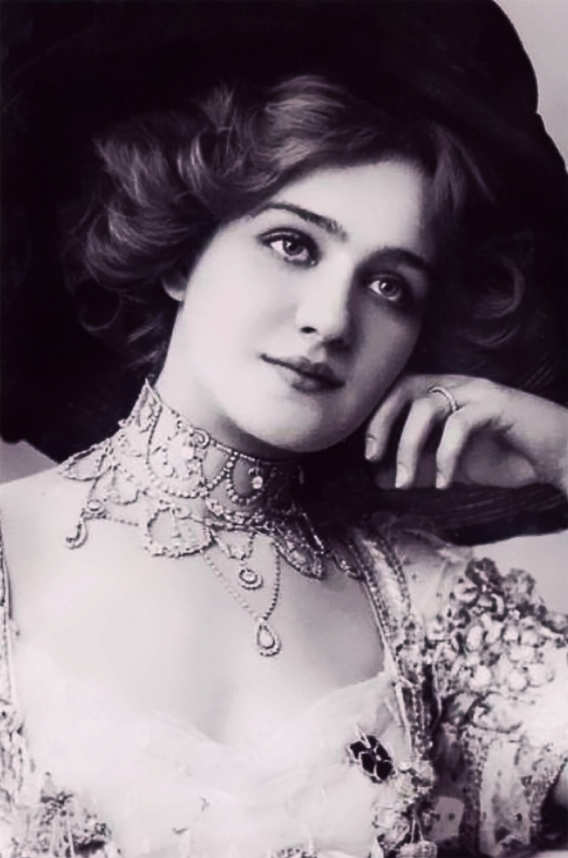 The 11 most beautiful women of the early XX century The 11 most beautiful women of the early XX century