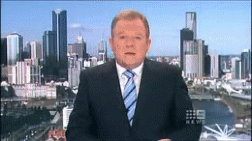 The bloopers of background: the extras that are screwed up