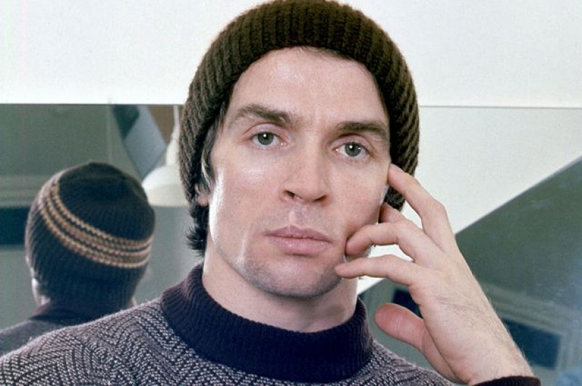 "The flying Tatar" Rudolf Nureyev: 10 facts about the legendary dancer