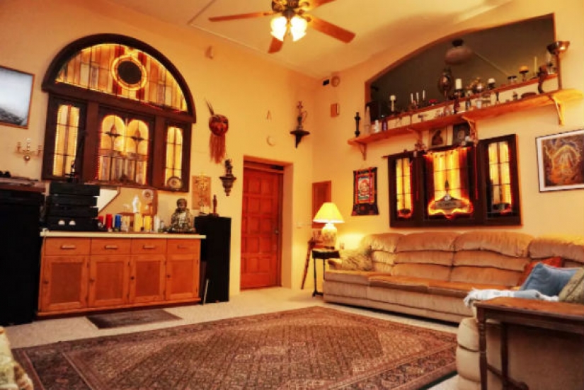 The former underground missile base turned into a luxury house and rent out on Airbnb The former underground missile base turned into a luxury house and rent out on Airbnb