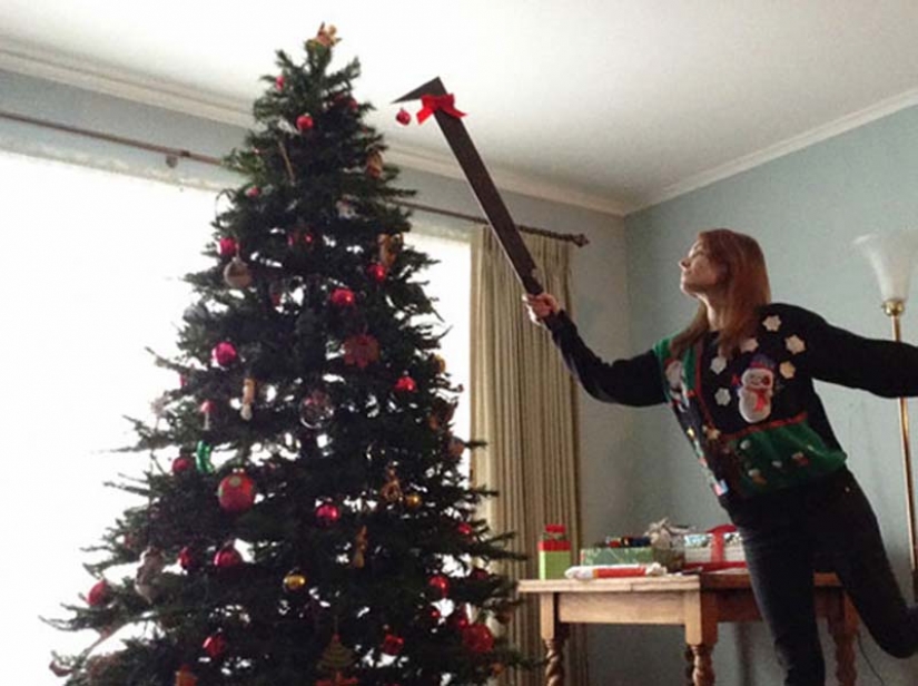 The girl and her scimitar orcs, Uruk-Hai The girl and her scimitar orcs, Uruk-Hai