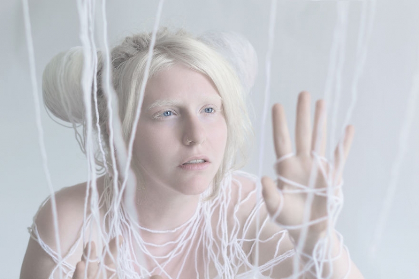The hypnotic beauty of albinos in the project Julia Taits