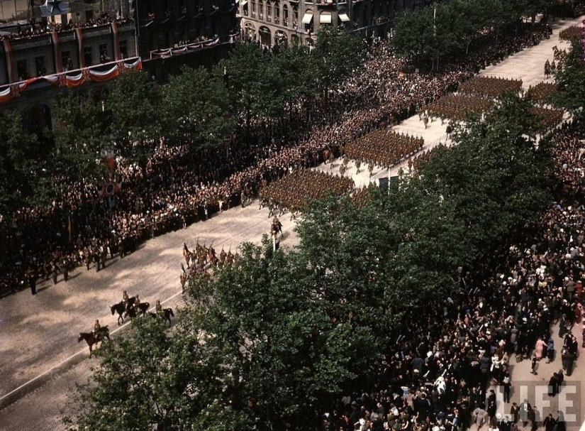 The last peaceful summer of pre-war Paris, 1939