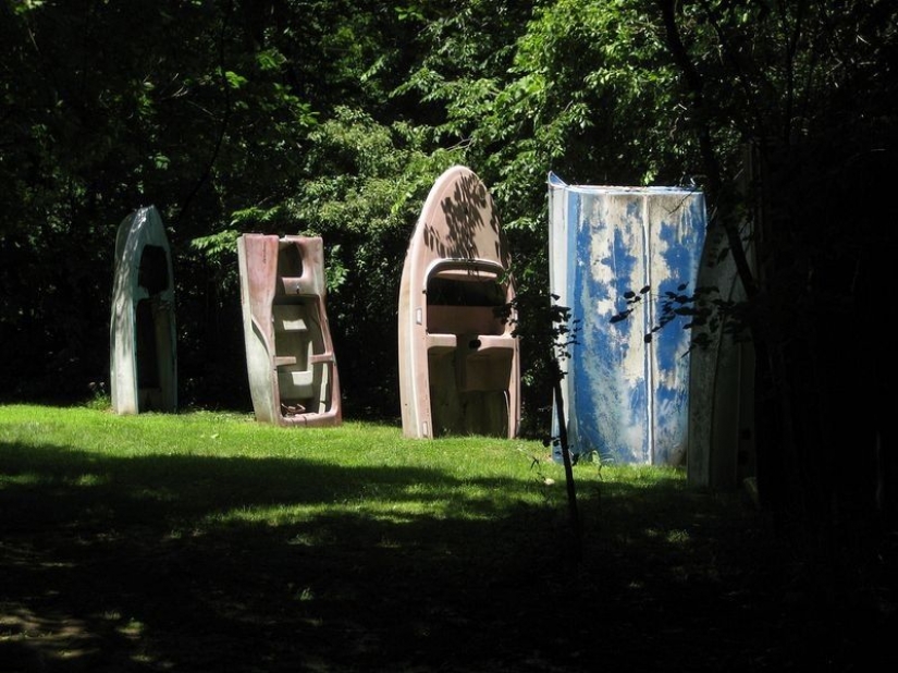 The most bizarre parody of Stonehenge