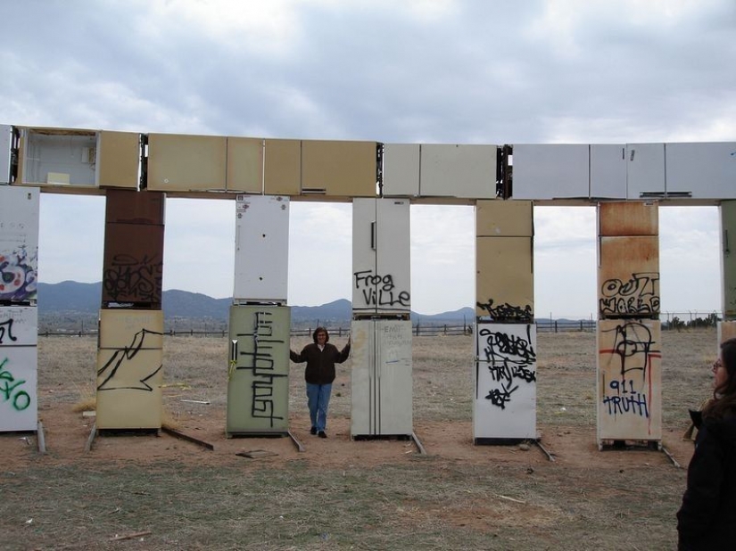 The most bizarre parody of Stonehenge