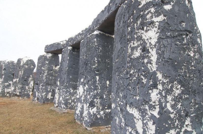 The most bizarre parody of Stonehenge