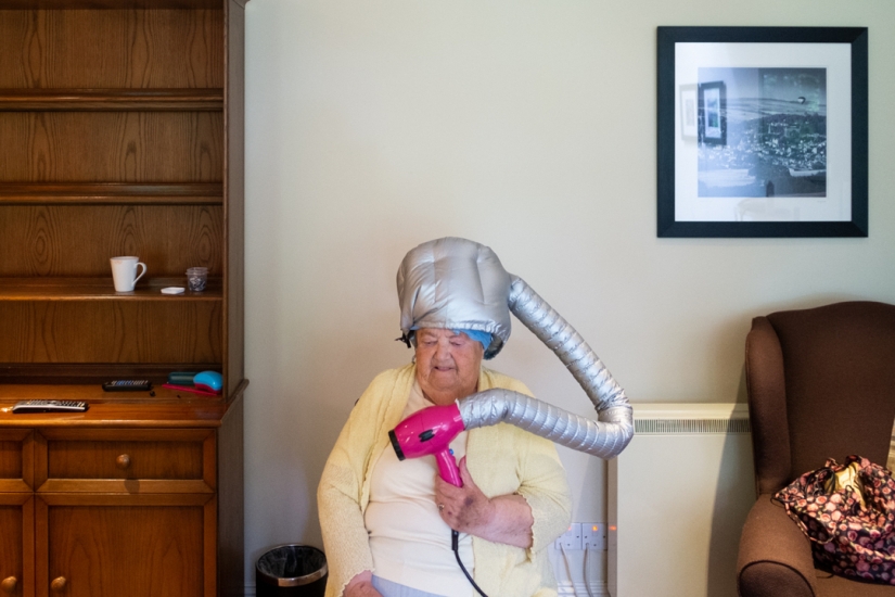 The most honest footage from the weddings from British photographer Ian Weldon