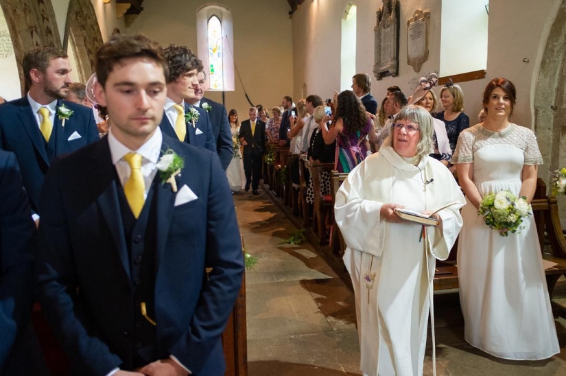 The most honest footage from the weddings from British photographer Ian Weldon
