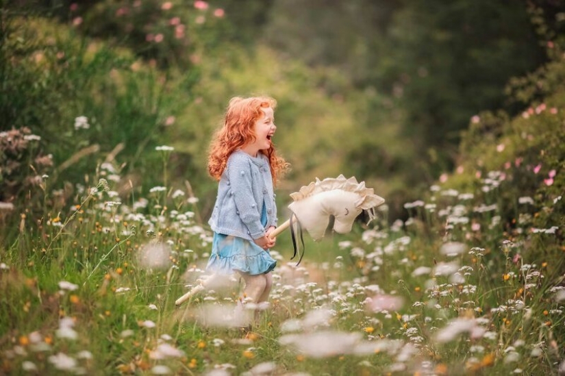 The photographer has recreated an old Christmas card new The photographer has recreated an old Christmas card new