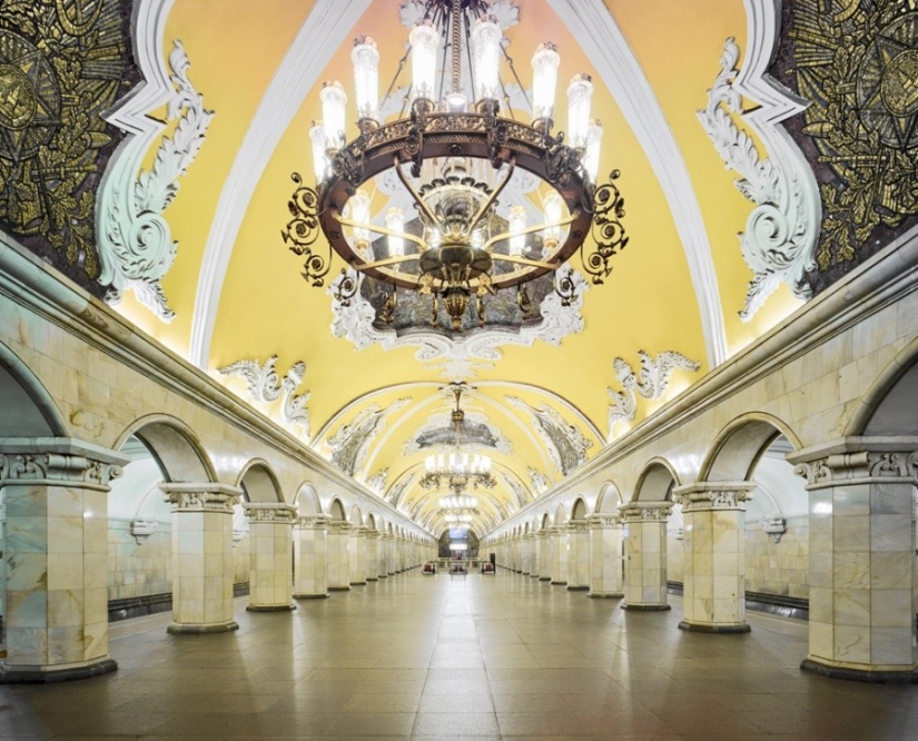 The photographer showed the whole luxury of the Moscow and St. Petersburg metro without people The photographer showed the whole luxury of the Moscow and St. Petersburg metro without people