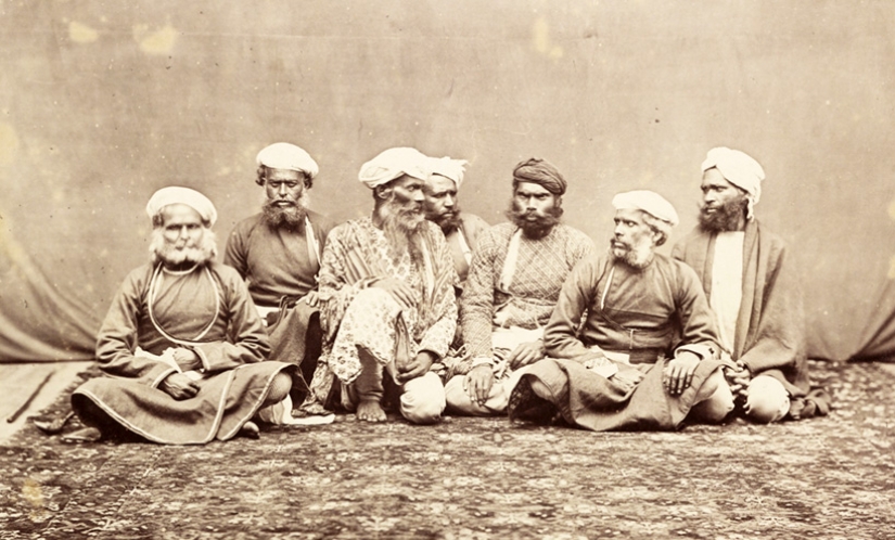 The sons of Death, servant of Kali: a secret sect of tugof-Stranglers