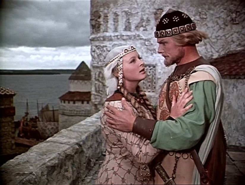 The Soviet Princess, Queen and simple beauty