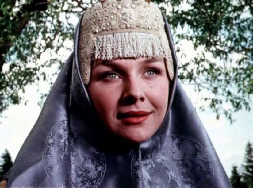 The Soviet Princess, Queen and simple beauty