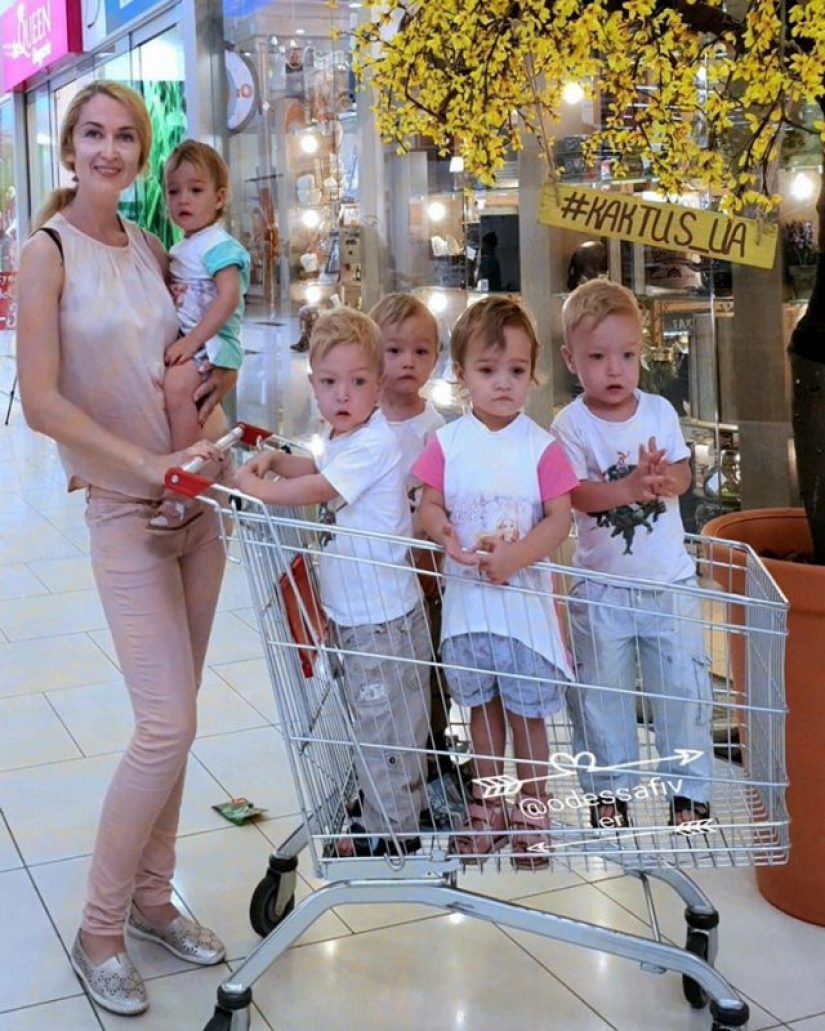 The story of a large from Odessa Oksana Kobylecki, after the birth five twins betrayed husband